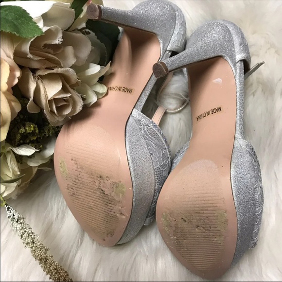 3/$25 Lovely! Lace Rhinestone Heels Size 9 - Picture 5 of 5